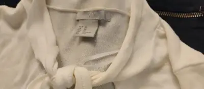 Chaleco hiloblanco con nudo H&M - miniatura 1