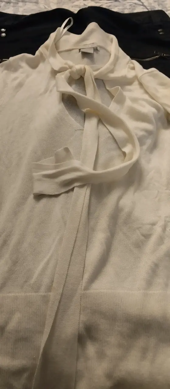 Chaleco hiloblanco con nudo H&M - 2