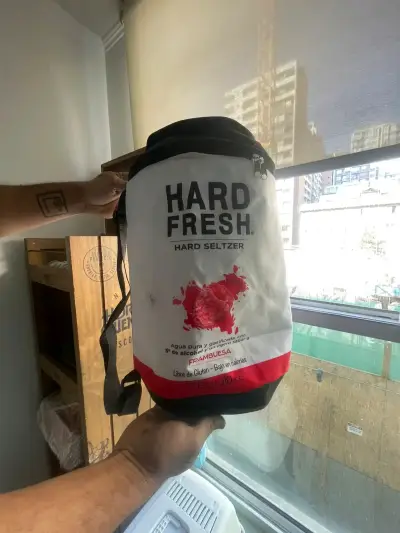 Mochila Hard Fresh personalizada - miniatura 1