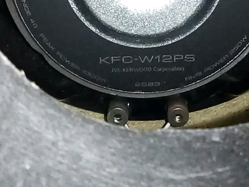Subwoofer Kenwood con amplificador NEGOCIABLE - 6