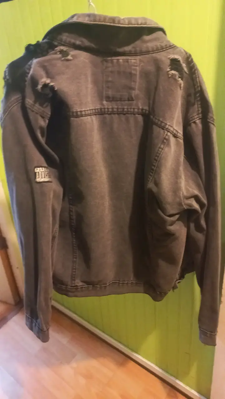 Chaqueta de mezclilla con parches - 2