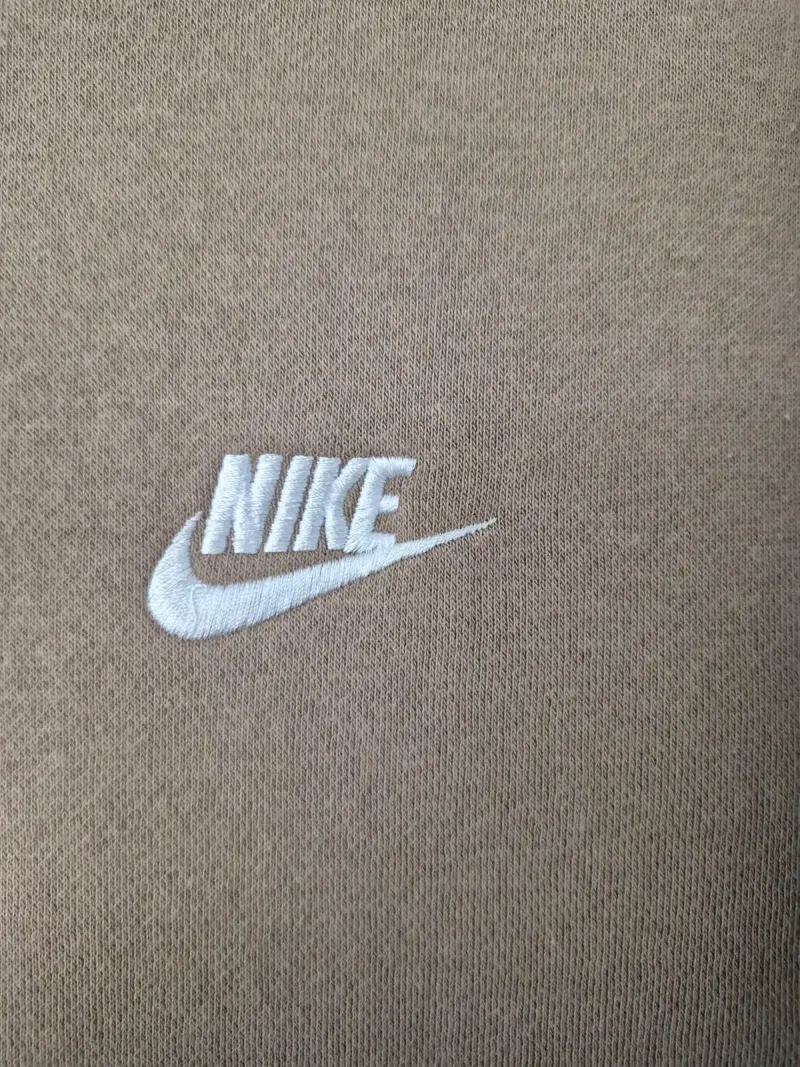 Polerón beige Nike clásico - 2