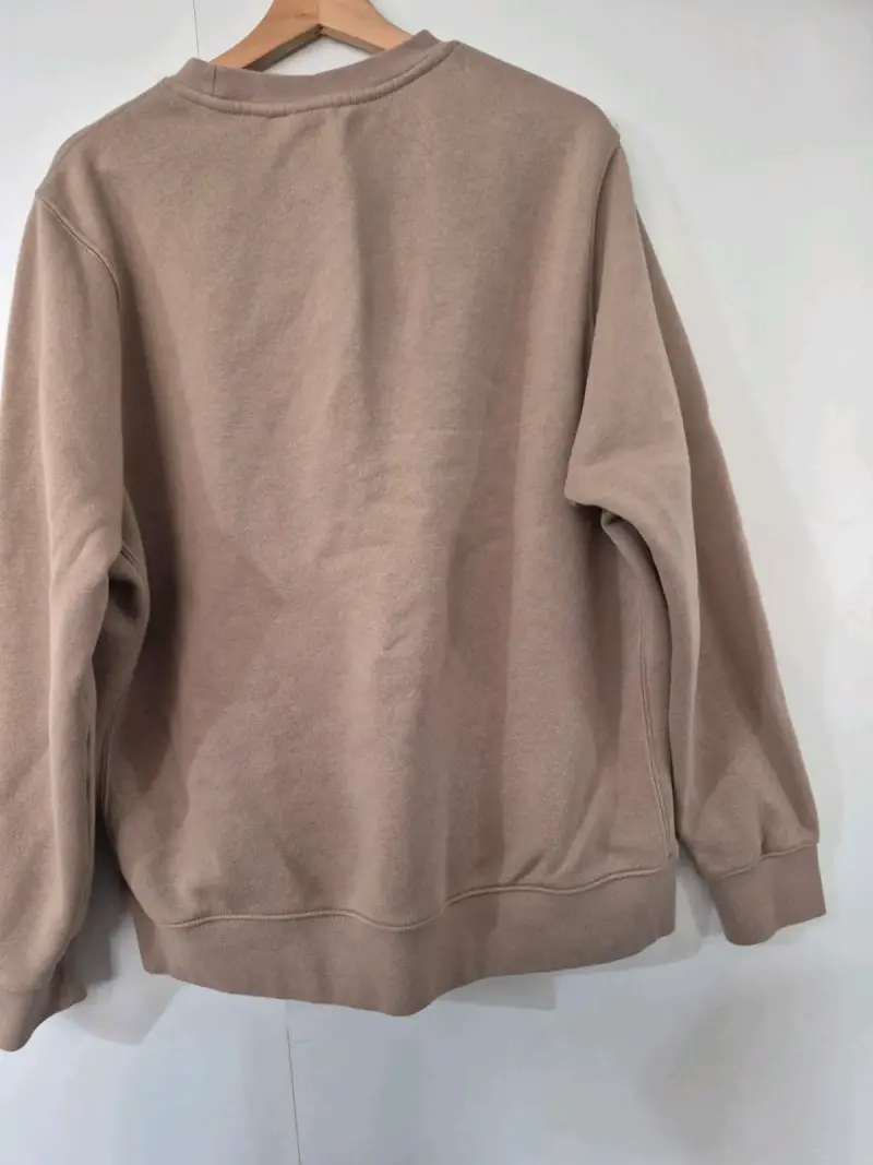 Polerón beige Nike clásico - 4