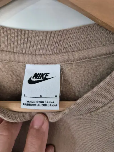 Polerón beige Nike clásico - miniatura 6
