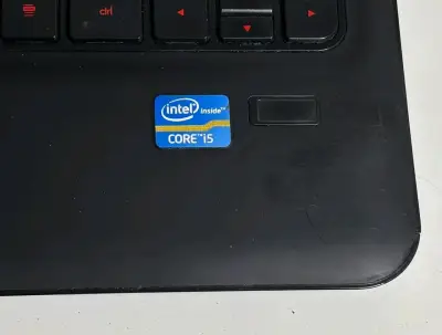 Notebook HP Pavilion usado - miniatura 3
