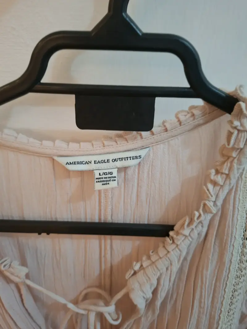 Blusa de encaje beige - 2