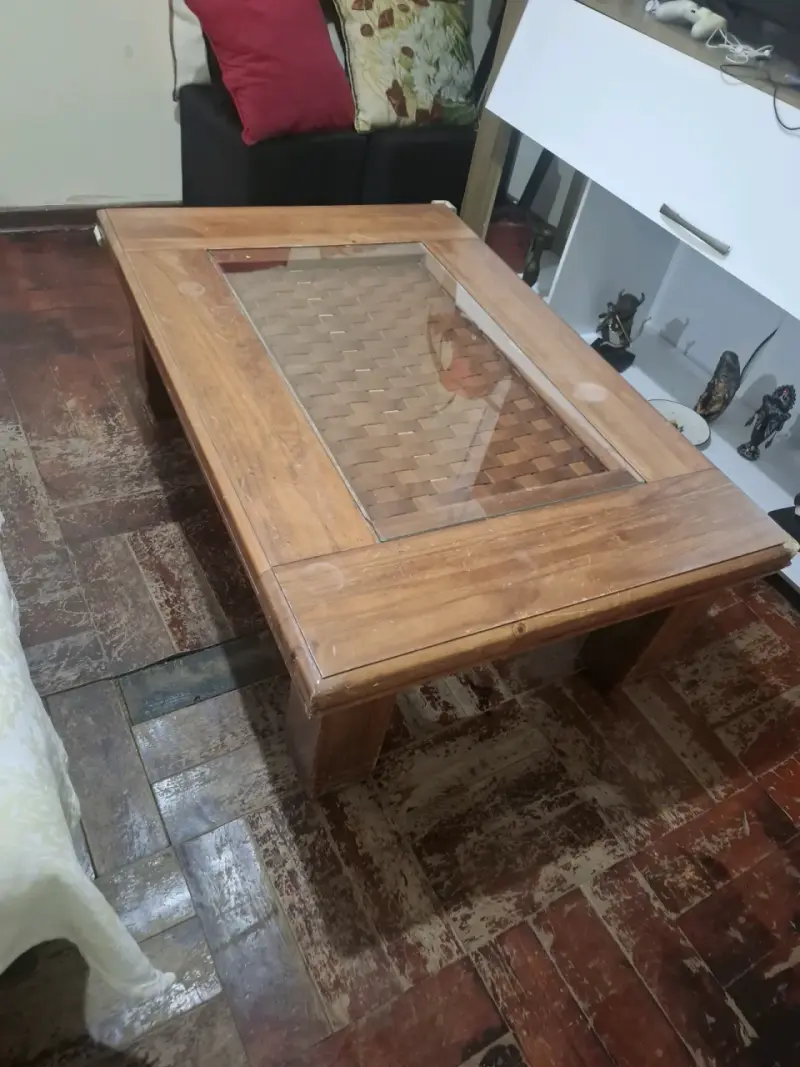 Mesa de centro madera con vidrio