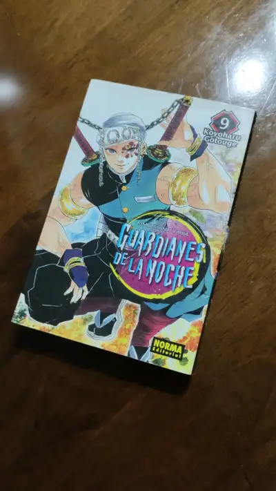 Manga Guardianes de la Noche Vol. 9 - miniatura 1