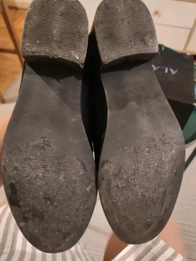 Zapatos negros de cuero - miniatura 3