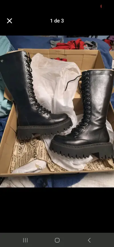 Botas de cuero negras nuevas - miniatura 3