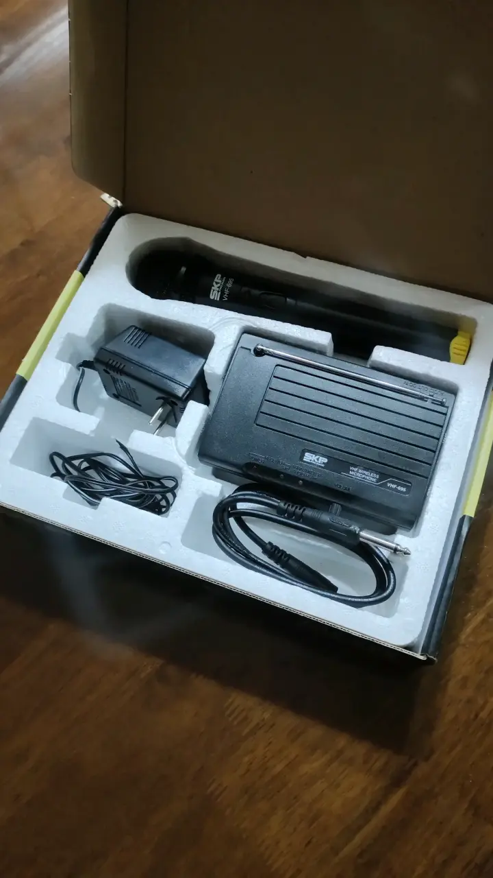 Micrófono inalámbrico SKP VHF 695 - 2