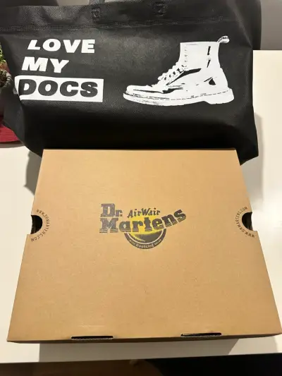 Botines negros dr martens modelo 1460 - miniatura 4