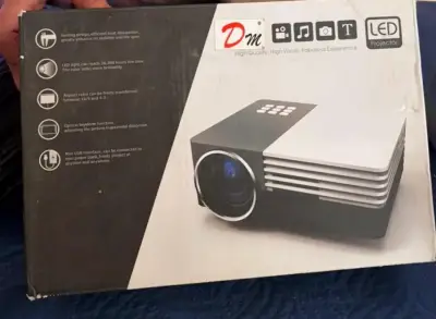 Proyector multimedia HD - miniatura 2
