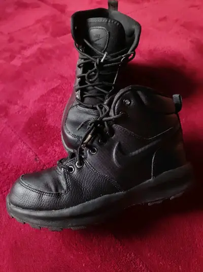 Botas negras Nike Manoa - miniatura 3