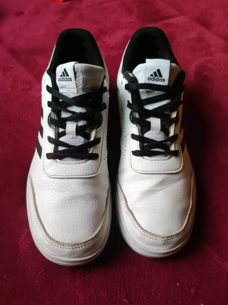 Zapatillas blancas deportivas - 6