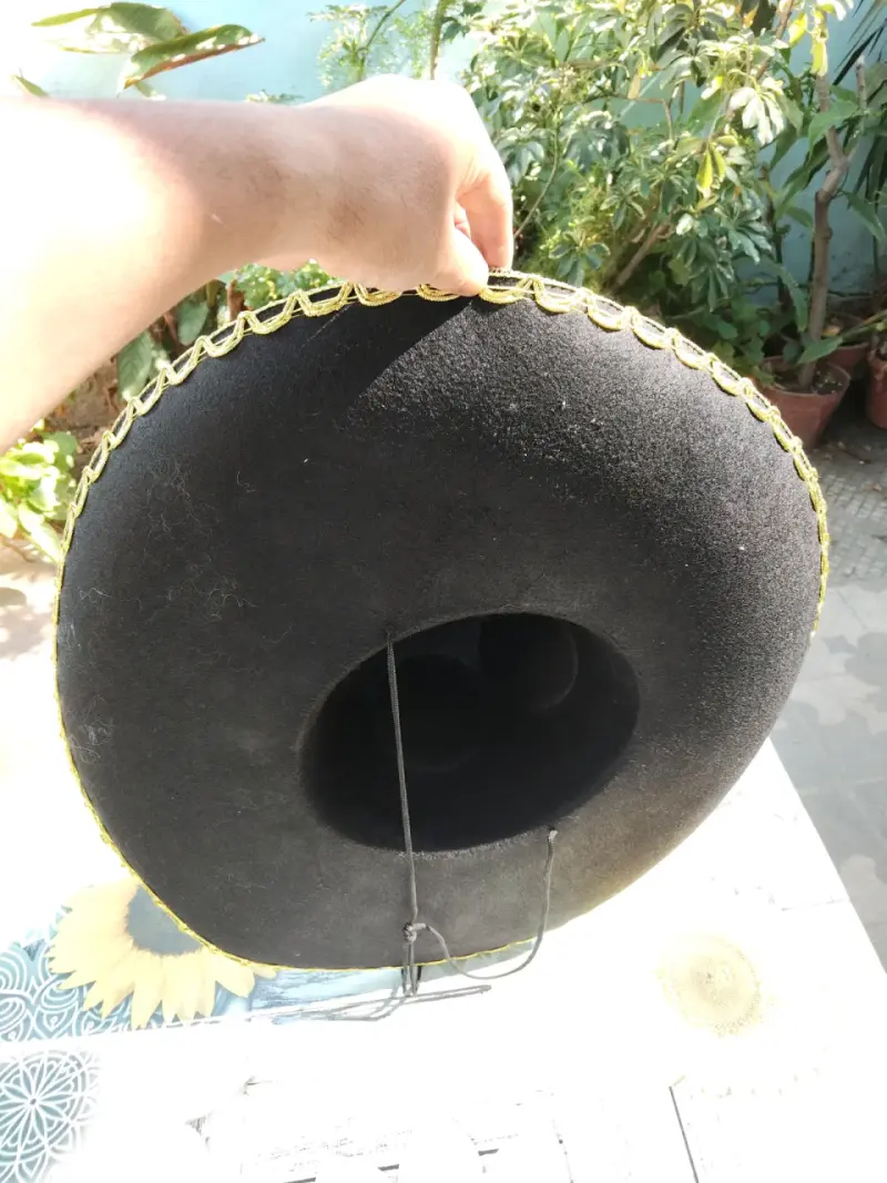 Sombrero charro negro y dorado - 2