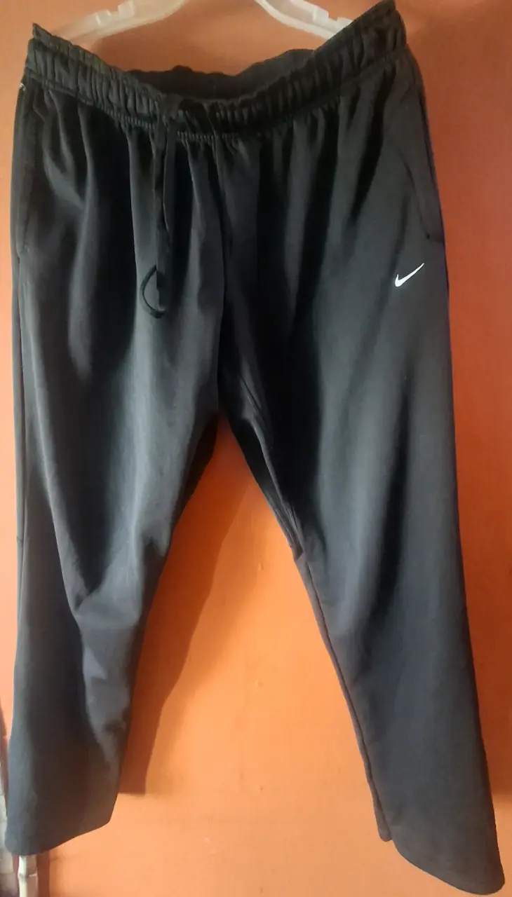 Pantalones deportivos negro Nike - 5