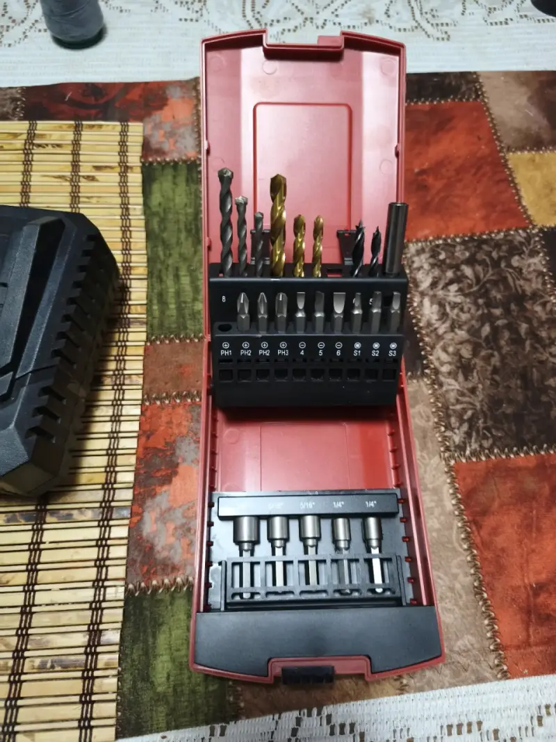 Taladro inalámbrico Ubermann 20V - 2