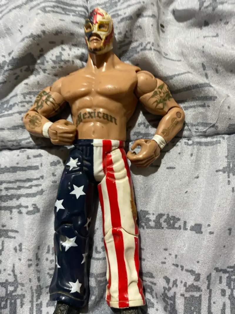 Figura REY MYSTERIO WWE JAKKS 2003