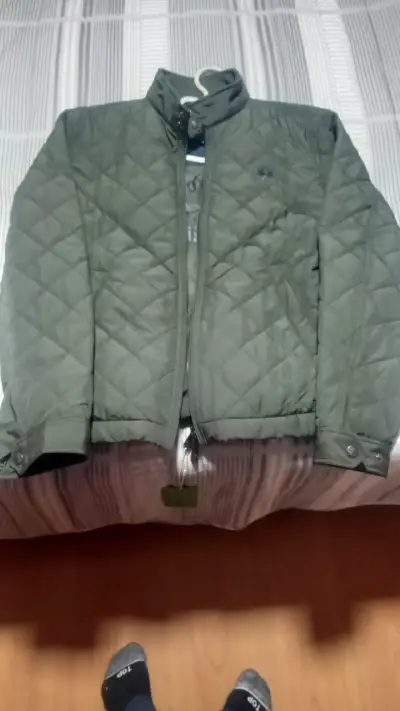 Chaqueta acolchada verde musgo - miniatura 2