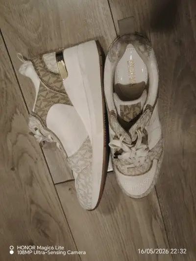 Zapatillas blancas Michael Kors - miniatura 1