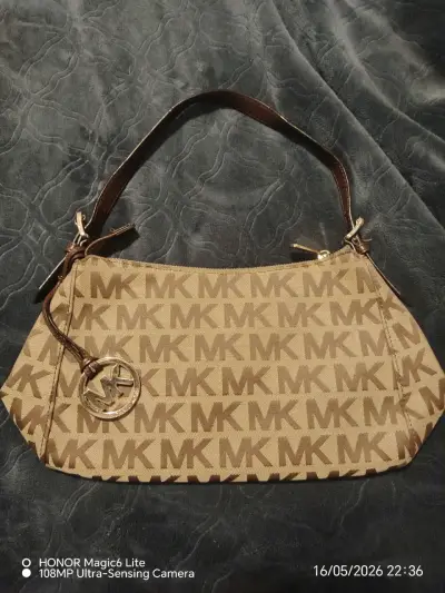 Cartera estampada marrón MK - miniatura 1