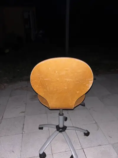 Silla de oficina giratoria - miniatura 1