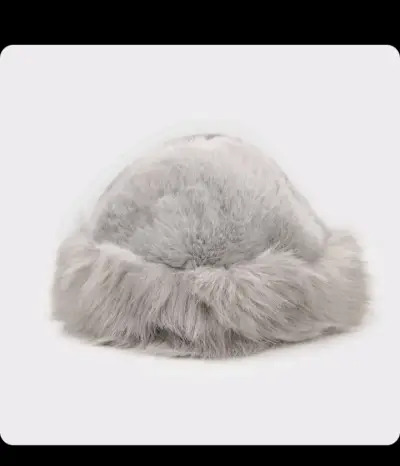 Gorro de piel sintética gris - miniatura 1