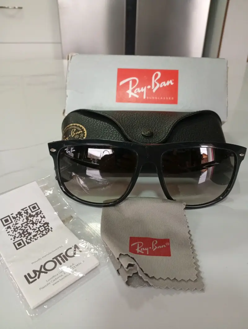 Gafas de sol Ray-Ban negras