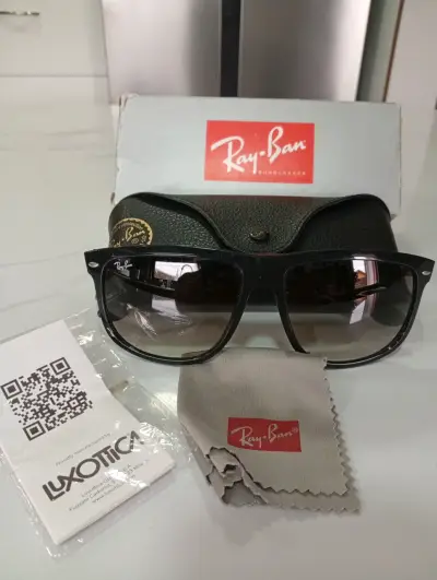 Gafas de sol Ray-Ban negras - miniatura 1