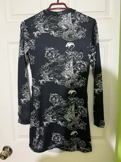 Vestido estampado negro y blanco - miniatura 2