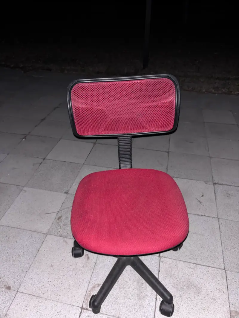 Silla de oficina roja - 3