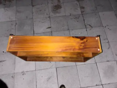 Repisa de madera con tres niveles - miniatura 2