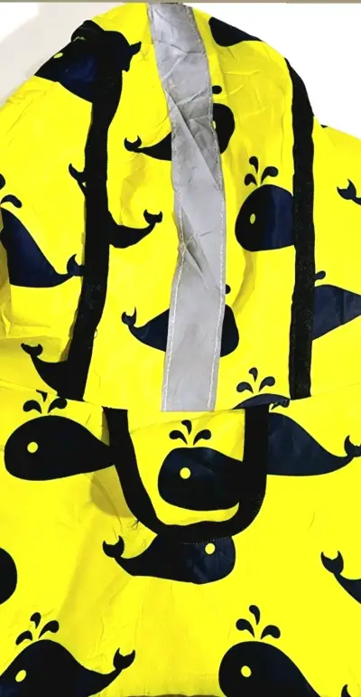 Impermeable C/capucha, Fondo Amarillo Con Ballenas - miniatura 4