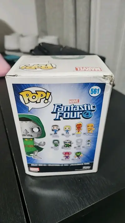 Figura Funko Pop Doctor Doom - miniatura 4