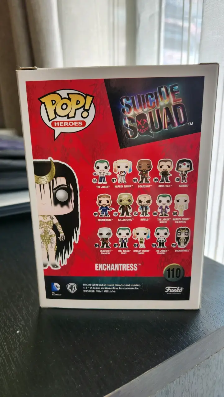 Funko Pop Enchantress DC Comics - 4