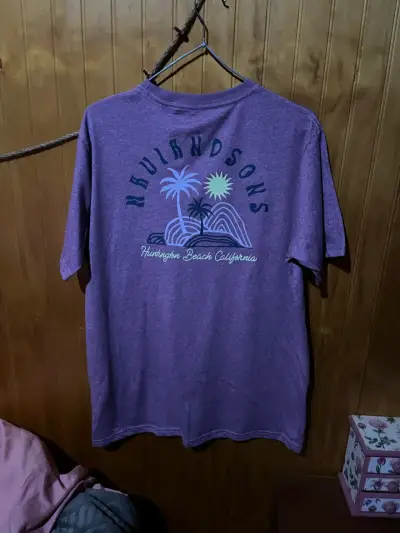 Polera morada con estampado - miniatura 2