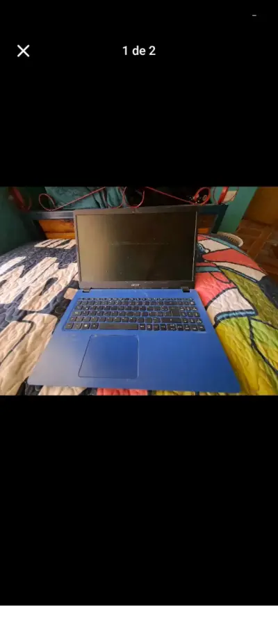 Laptop Acer azul - miniatura 1
