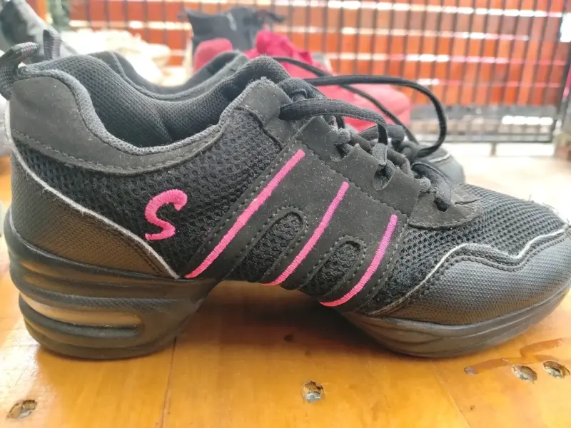 Zapatillas negras danza