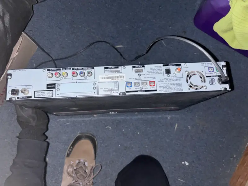 Reproductor de DVD Sony con HDMI - 4