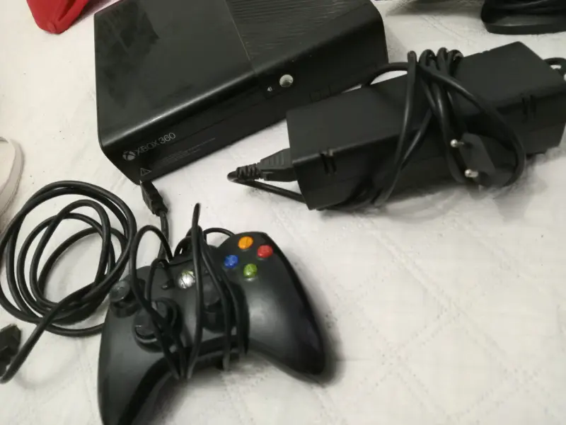 Consola Xbox 360 con control - 2