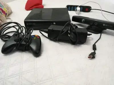 Consola Xbox 360 con control - miniatura 4