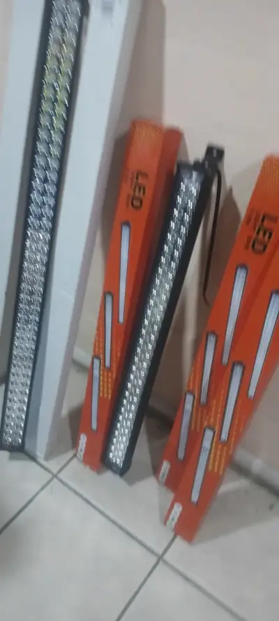 Barra de luz LED 9-36V - miniatura 9