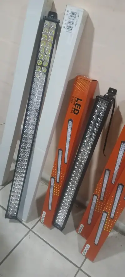 Barra de luz LED 9-36V - miniatura 10