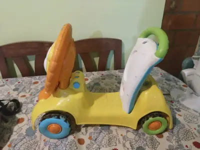 Andador, Auto de juguete para niños - miniatura 3