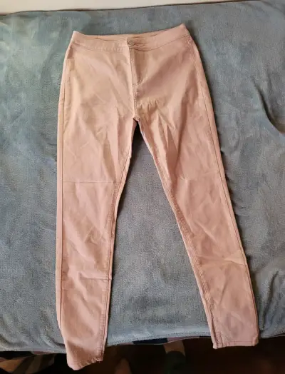 Pantalones rosados de mujer - miniatura 1