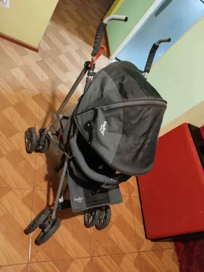 Coche de paseo gris - miniatura 3