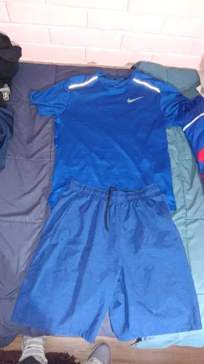 Conjunto deportivo azul Nike - miniatura 1