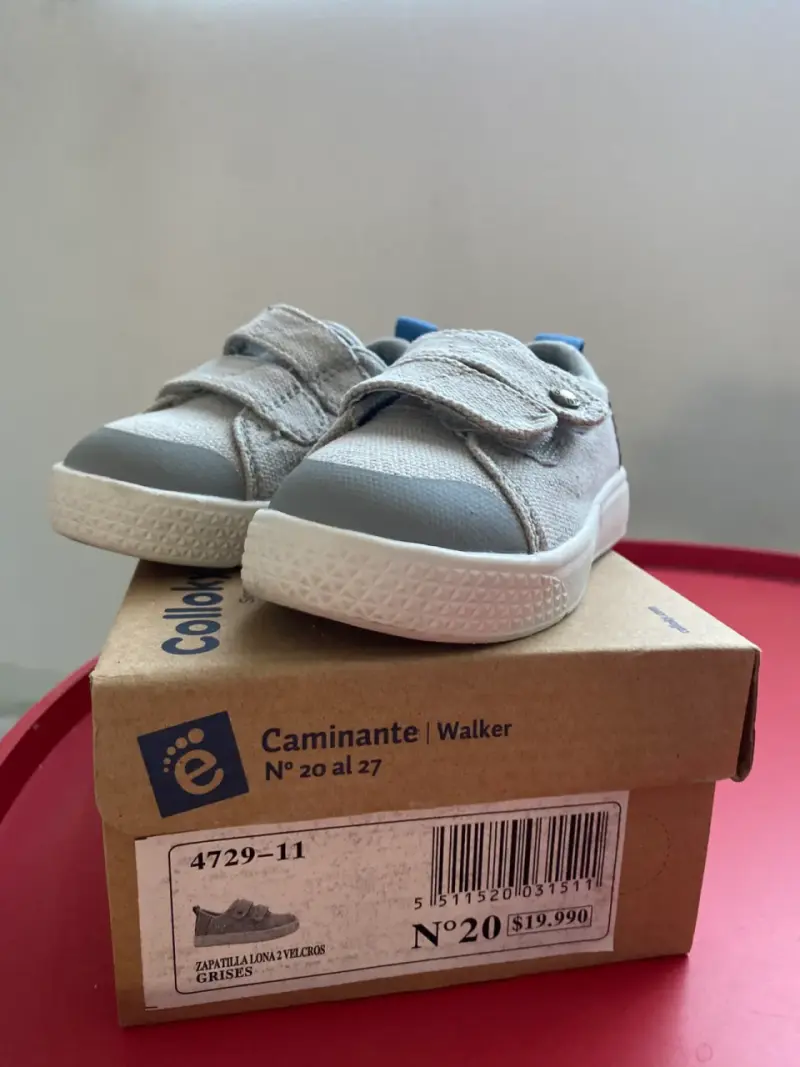 Zapatos Colloki de bebé grises con velcro - 2