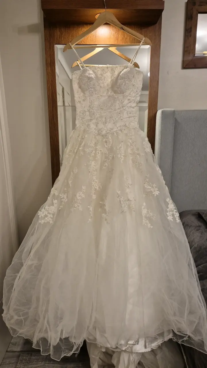 Vestido de novia blanco encaje